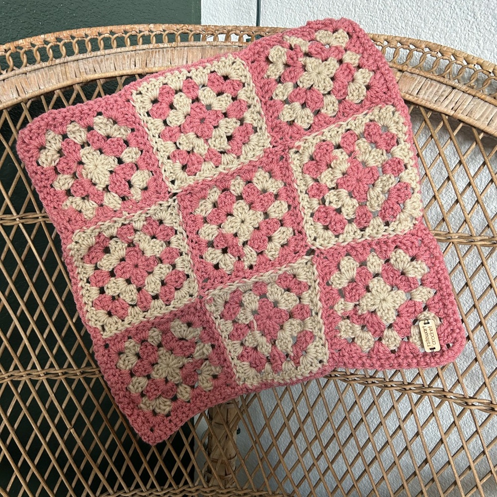 Crochet Granny Square‎ Blanket